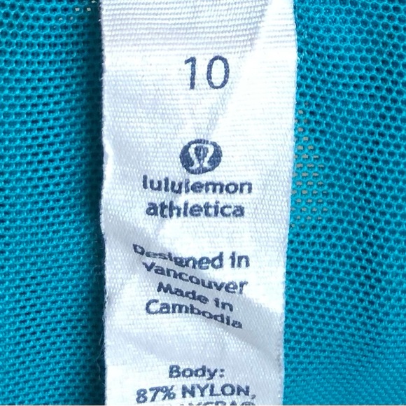 Lululemon Scoop Neck Liner Tank Top Size 10. - Picture 3 of 8